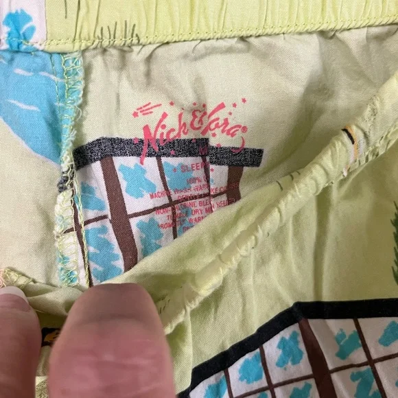 Vintage Nick & Nora Retro Outdoor Swimming Pool Flamingo Grass Mower Pajamas - Picture 9 of 9